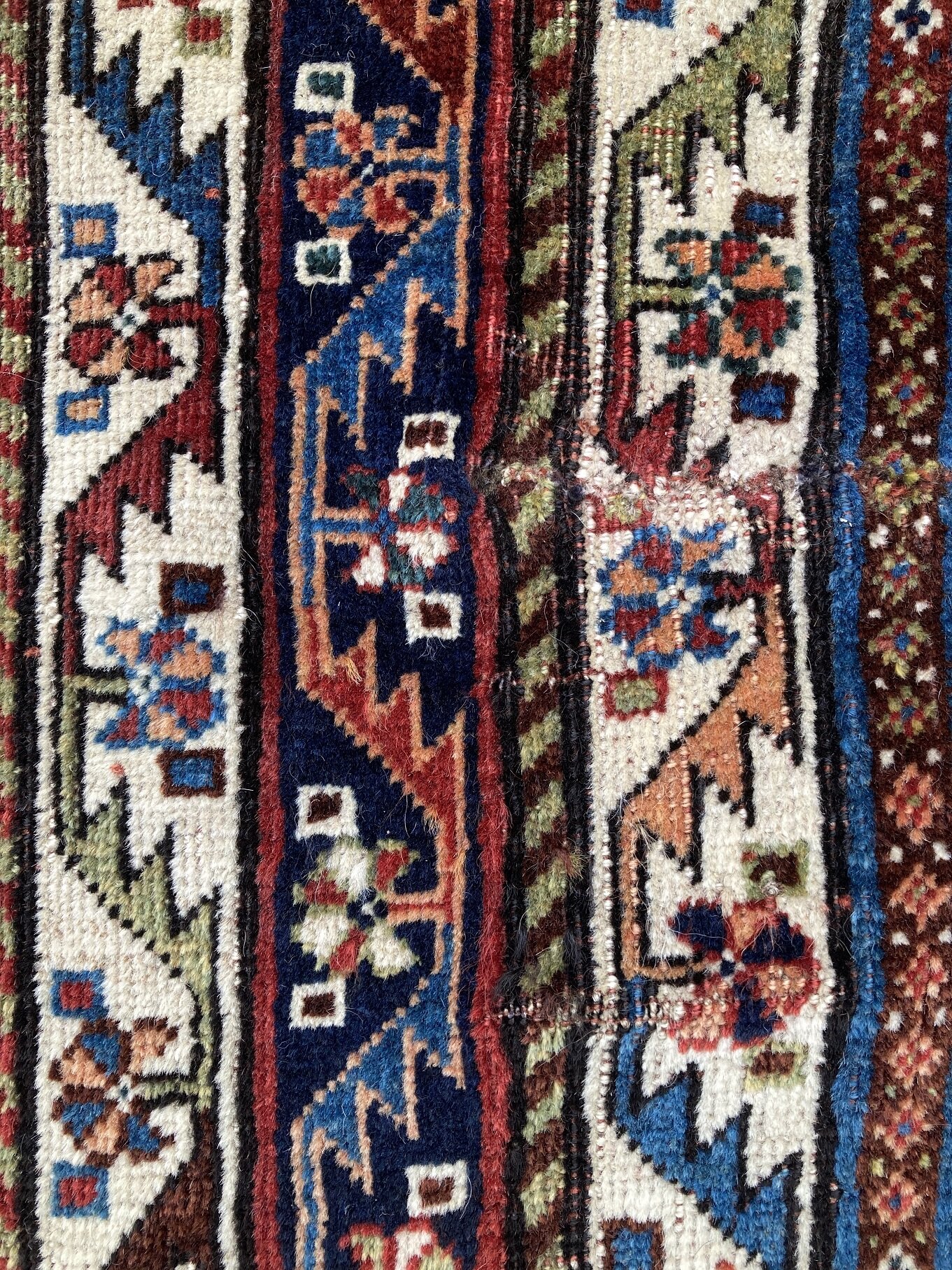 Antique Qashqai Rug 2.54m x 1.41m — Rug Addiction